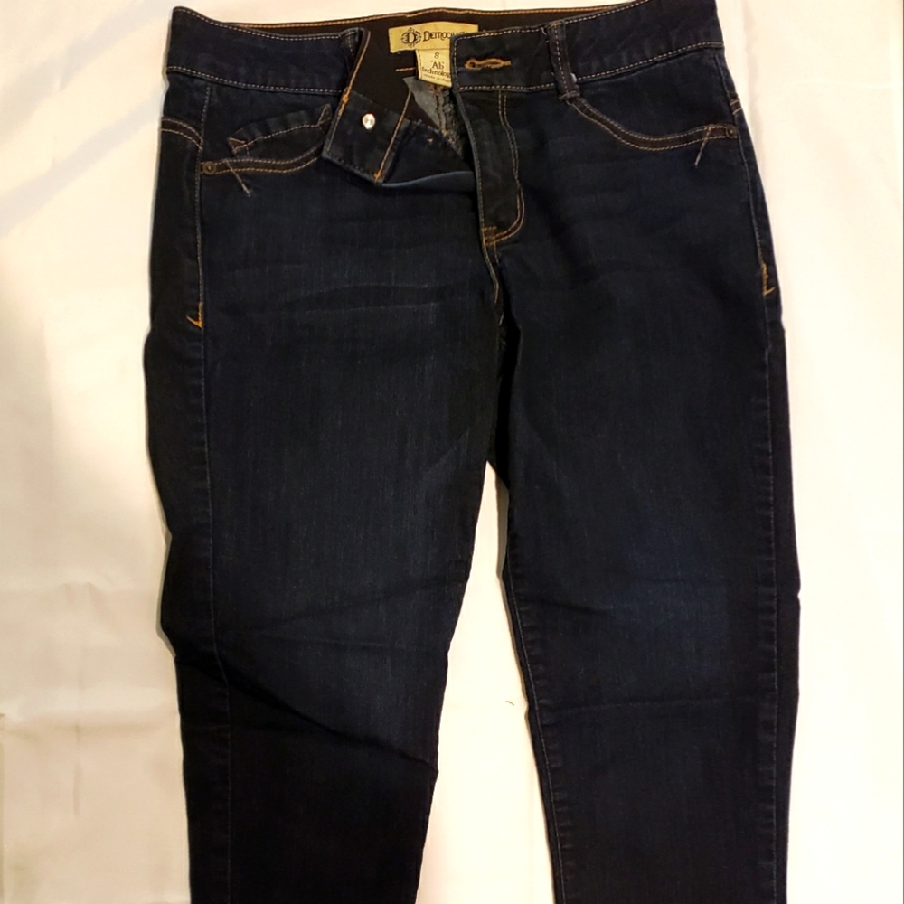Democracy Ab Tech. Dark Wash Skinny Jeans Size 8